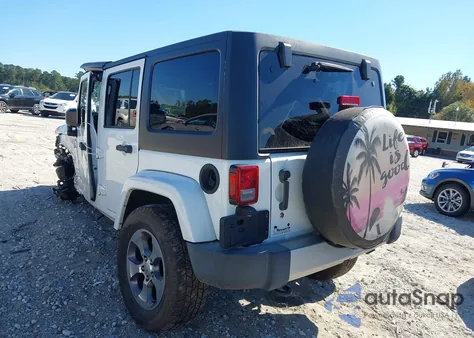 2018 Jeep Wrangler Jk Unlimited Sahara 4X4 from USA, damaged, VIN 1C4BJWEG2JL910991